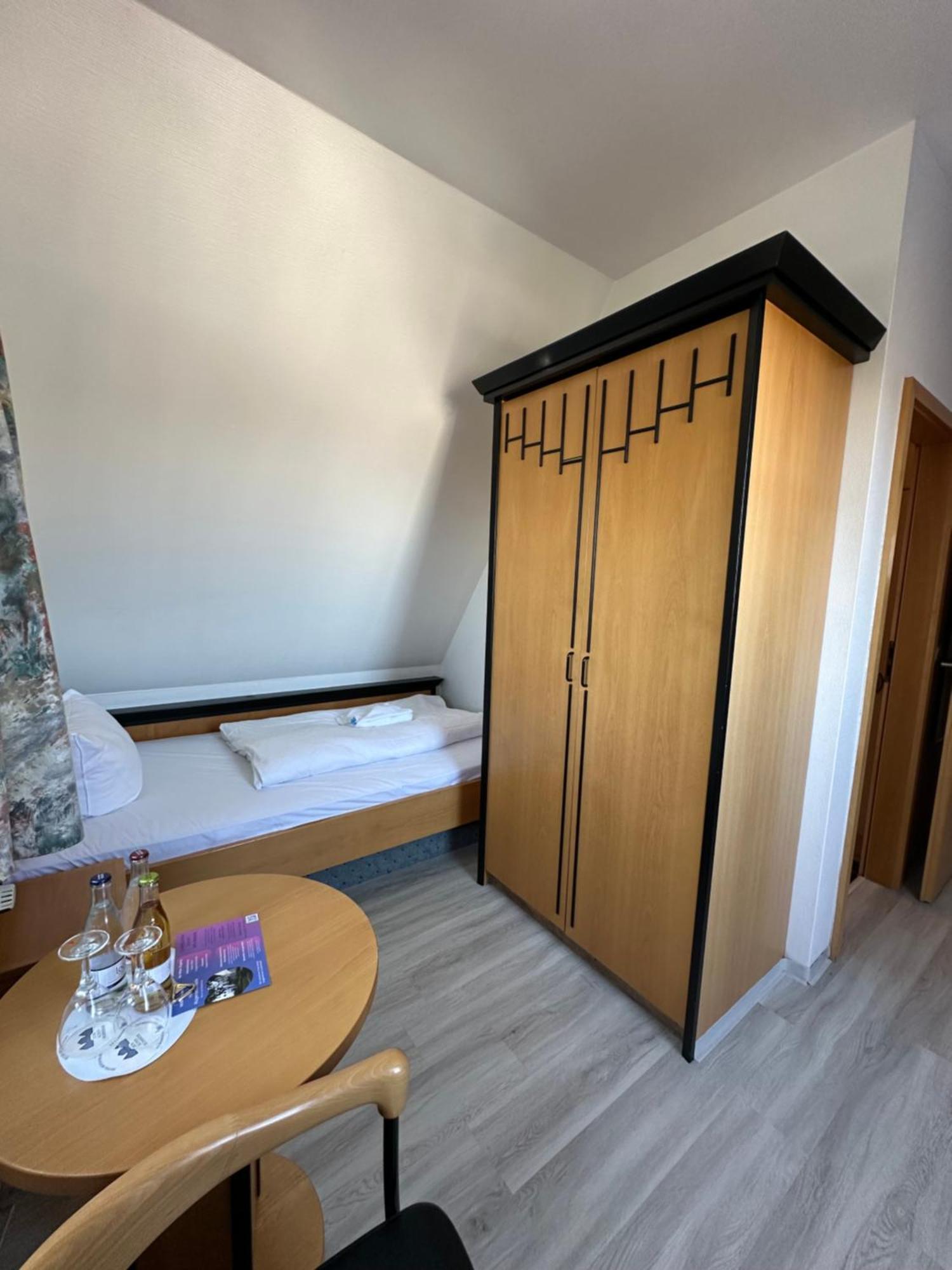 Zur alten Schmiede Schaprode Zimmer foto